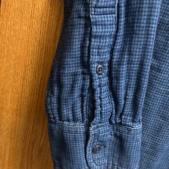 Madewell blue button up - Picture 5 of 7